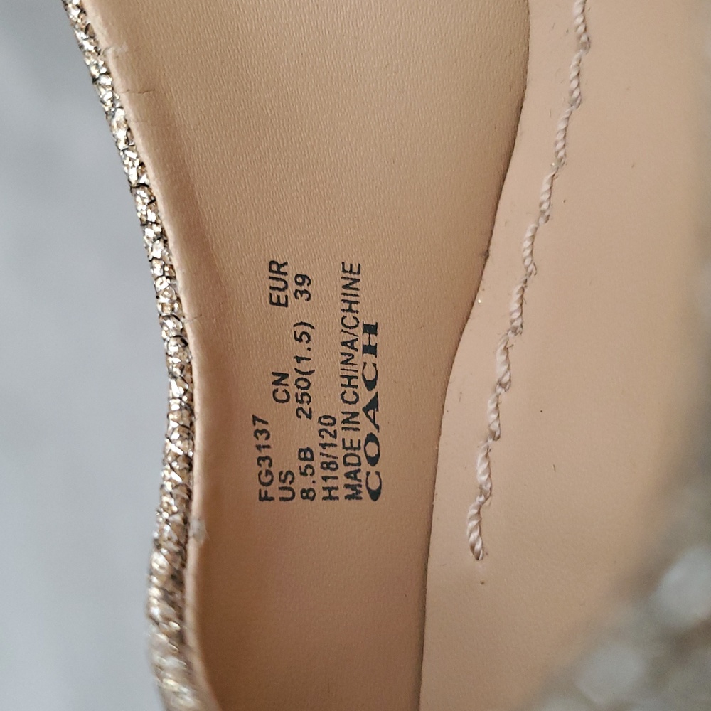COACH Addie Gold Glitter Pointed Toe Pump Heels SIZE: 8.5B - Picture 10 of 12